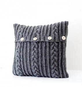 Chantele’s Etsy Finds – Grey Knitted Pillow