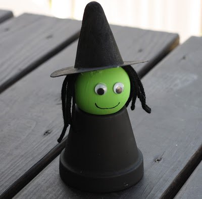 Flower pot witch crafts for toddlers 