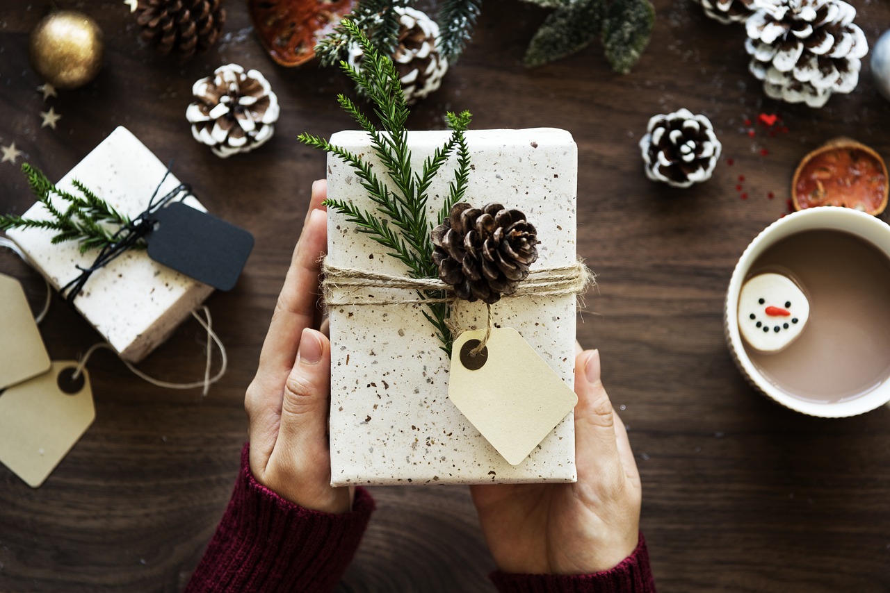 Gift Guide // Ultimate Zero Waste Gift Ideas