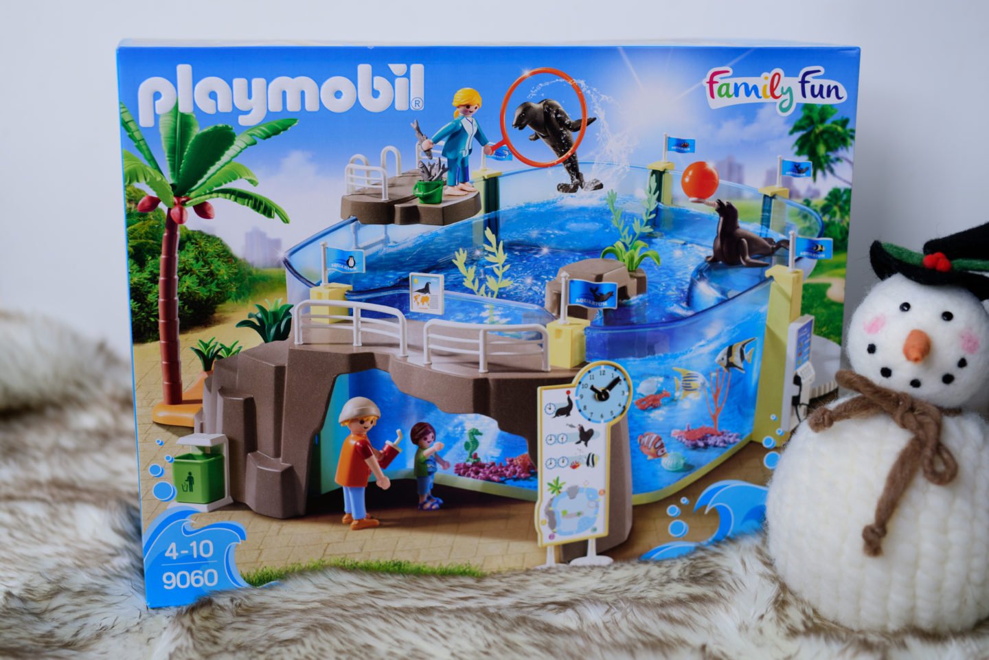 playmobil aquarium toy