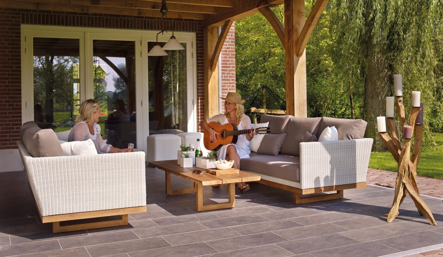 Add Life To The Patio For Spring