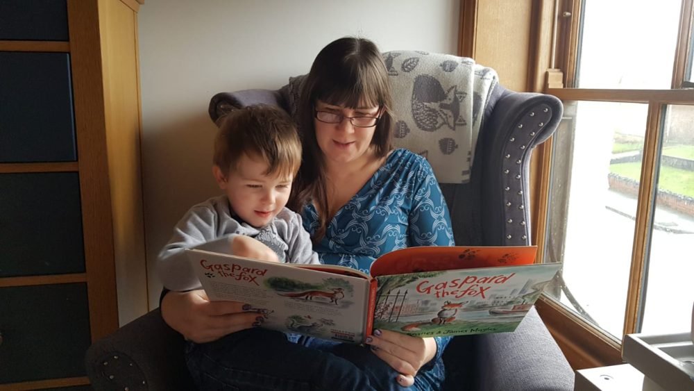 How to encourage children to read