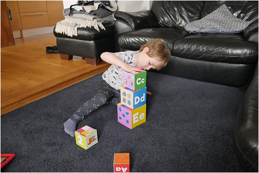 Review // Happy 30th Birthday Elmer – Elmer Stacking Blocks and Matching Pairs