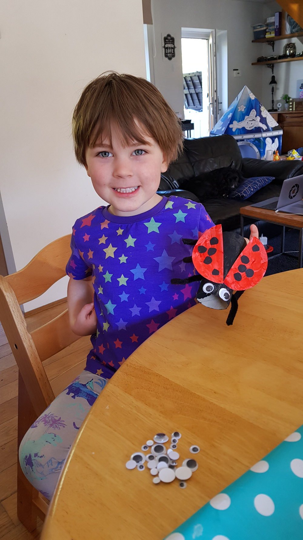 Toilet roll ladybird craft for kids