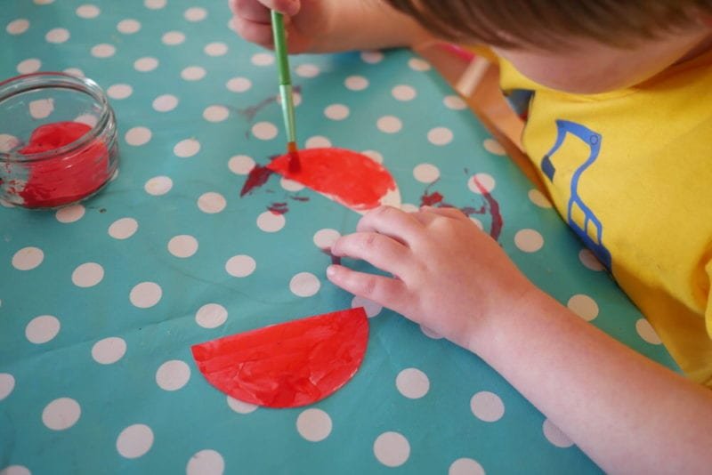 Crafts // Toilet Roll Ladybird Craft for Kids - Two Hearts One Roof