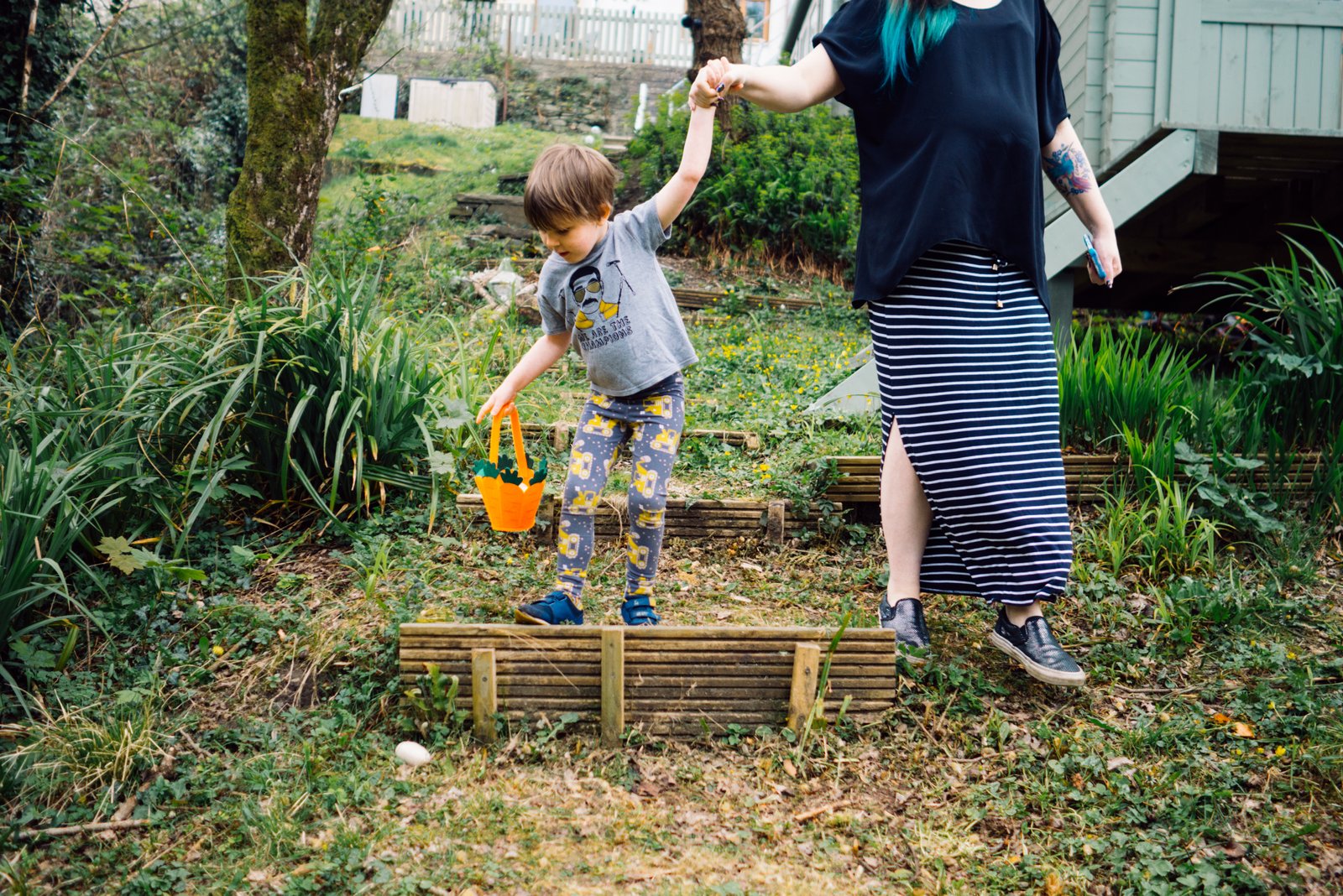 dinosaur egg Easter egg hunt