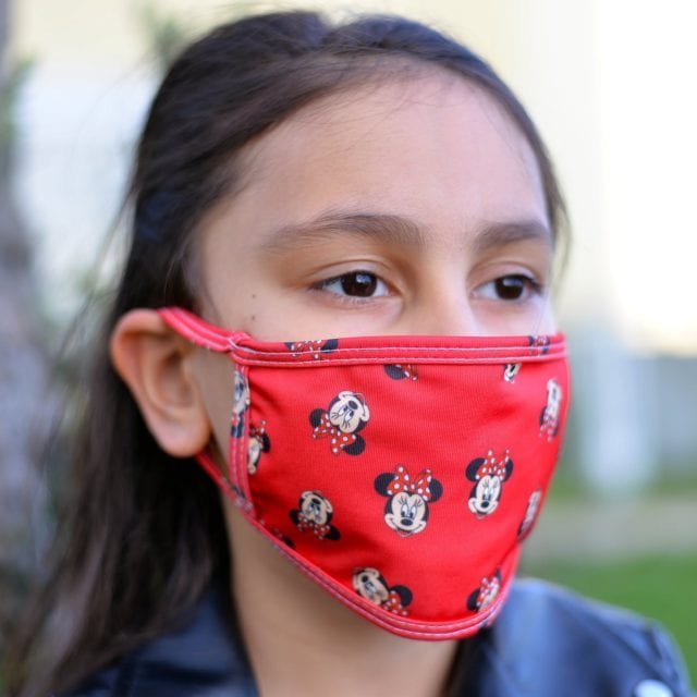 Minnie Mouse face mask for kids
