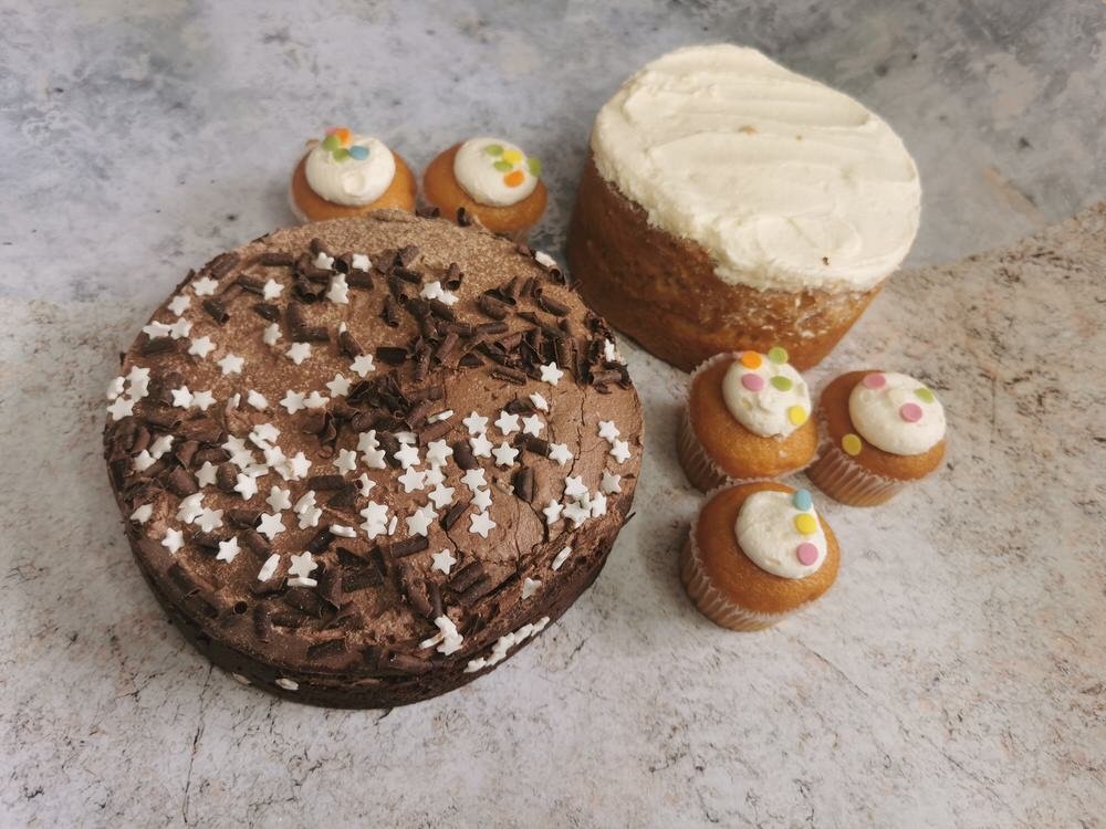 vegan cakes to order