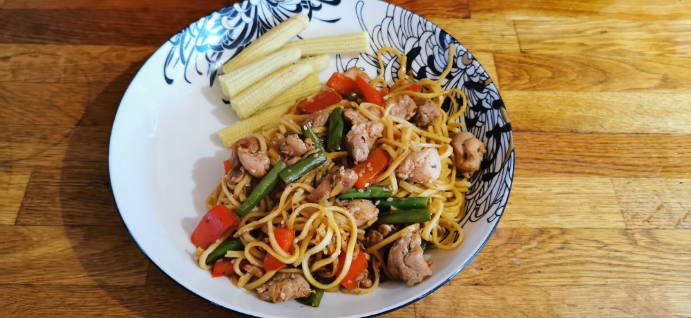 Slimming World Chinese Fakeaway Honey Soy Chicken Noodles Recipe