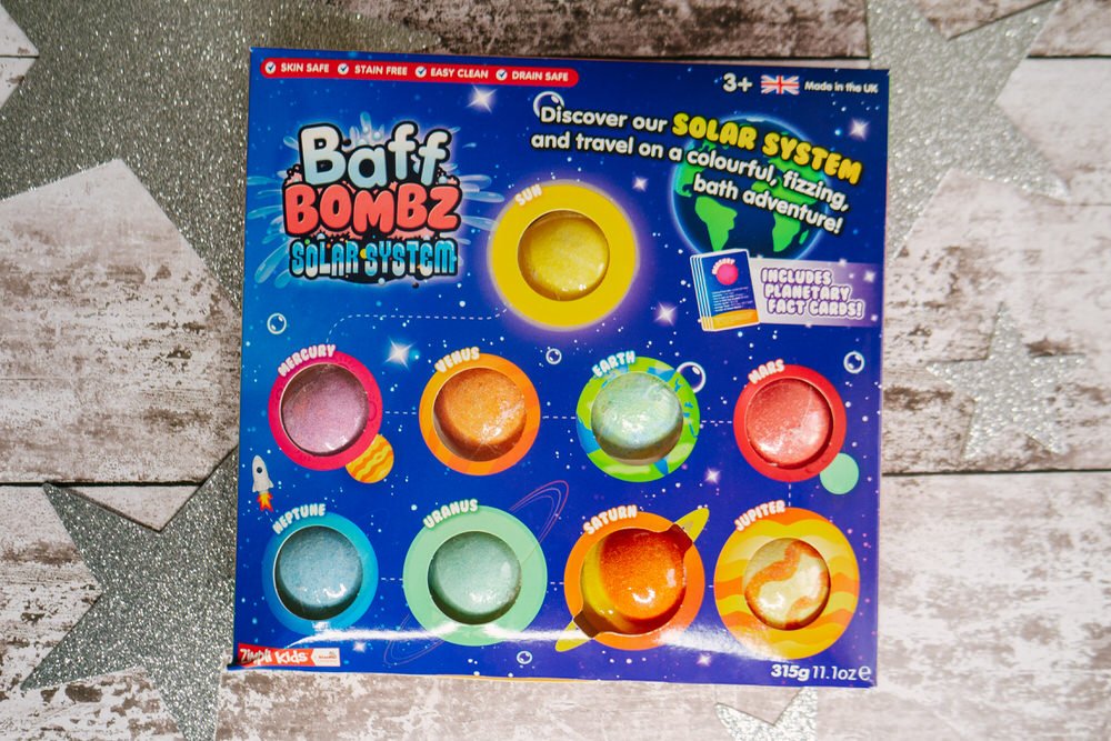 Space themed bath bombs