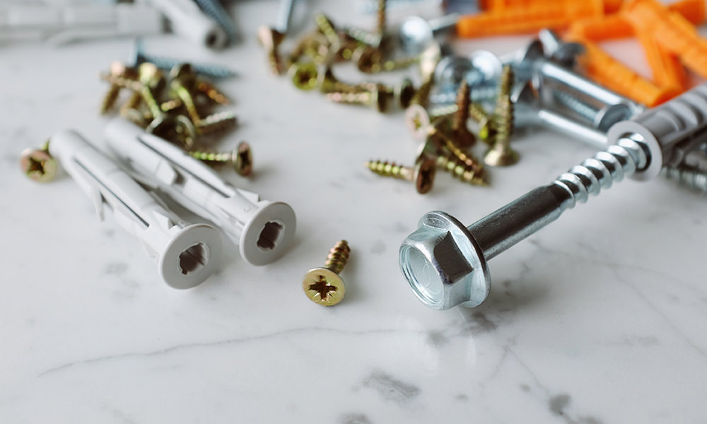 Are fixings and fasteners the same?