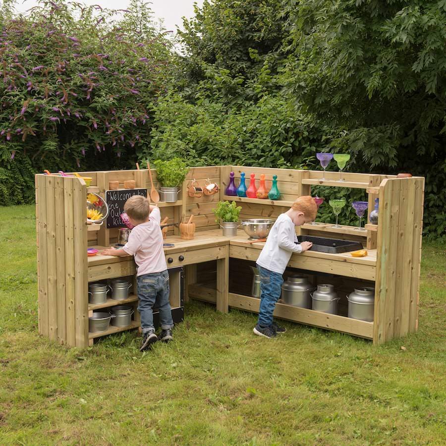 Mud Kitchen - Outdoor play ideas for kids
