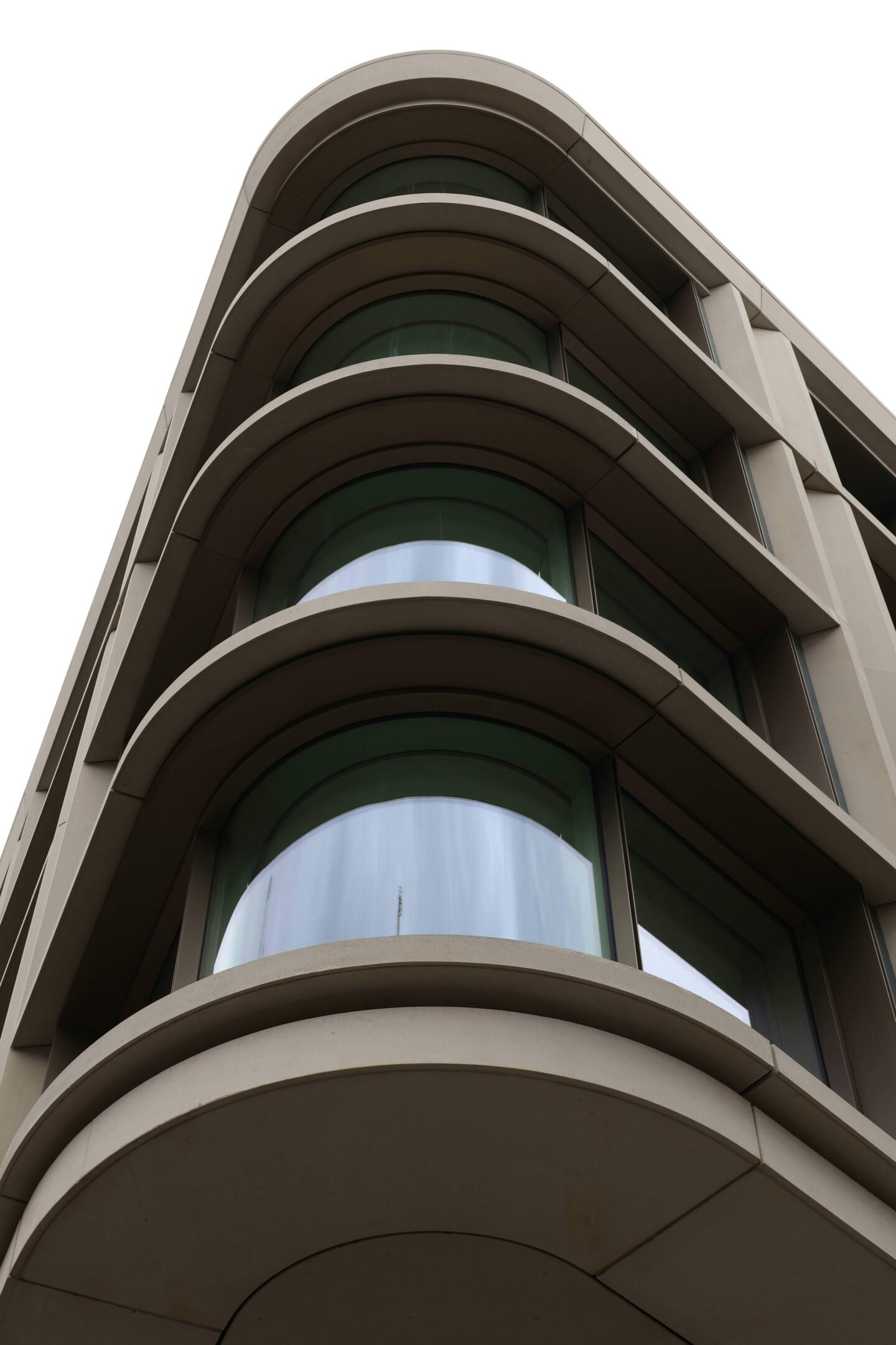 Interior design trend - curved windows