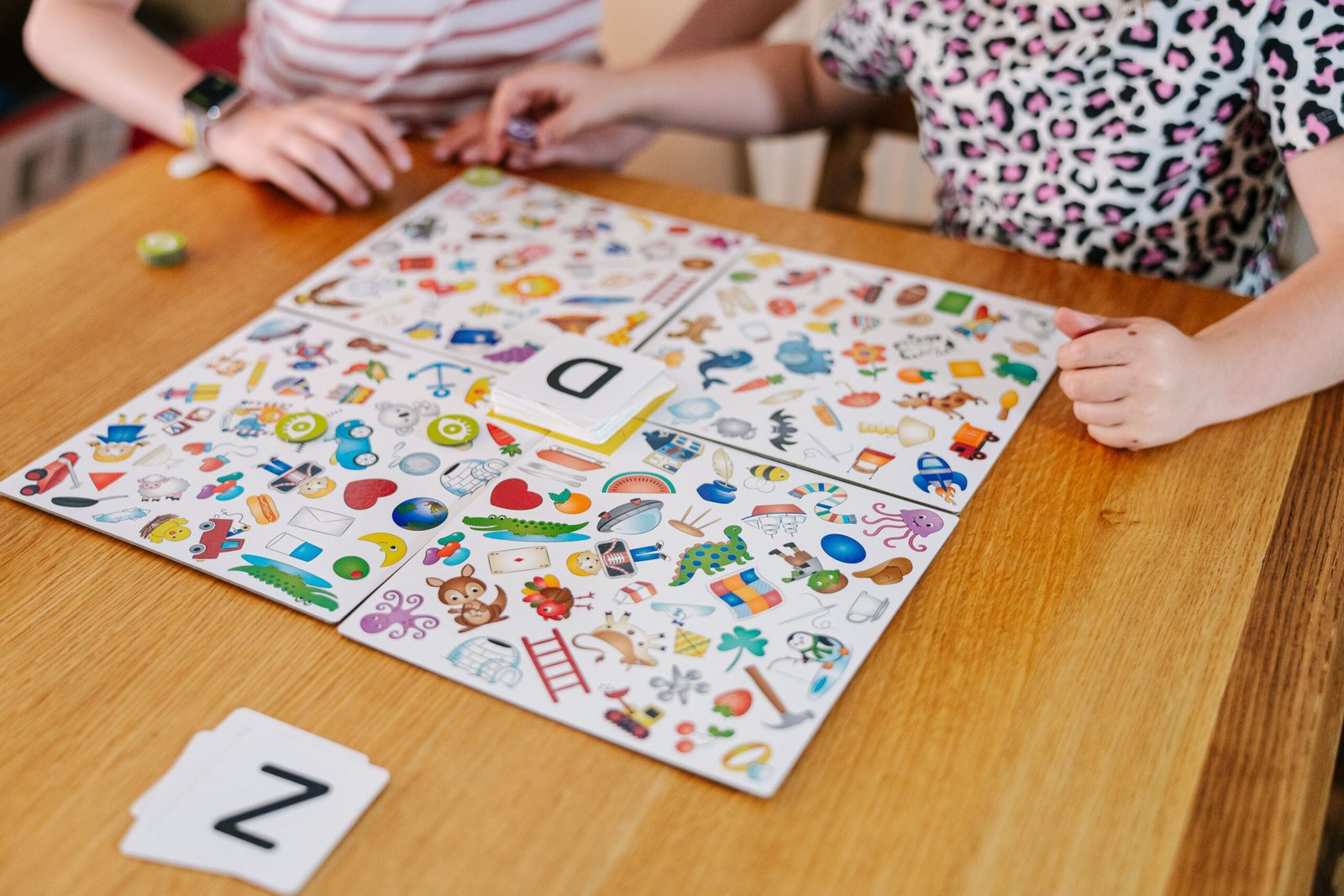 AD &ndash; Eye Spy With My Little Eye Review: A Fun Family Board Game That Gets Kids Thinking